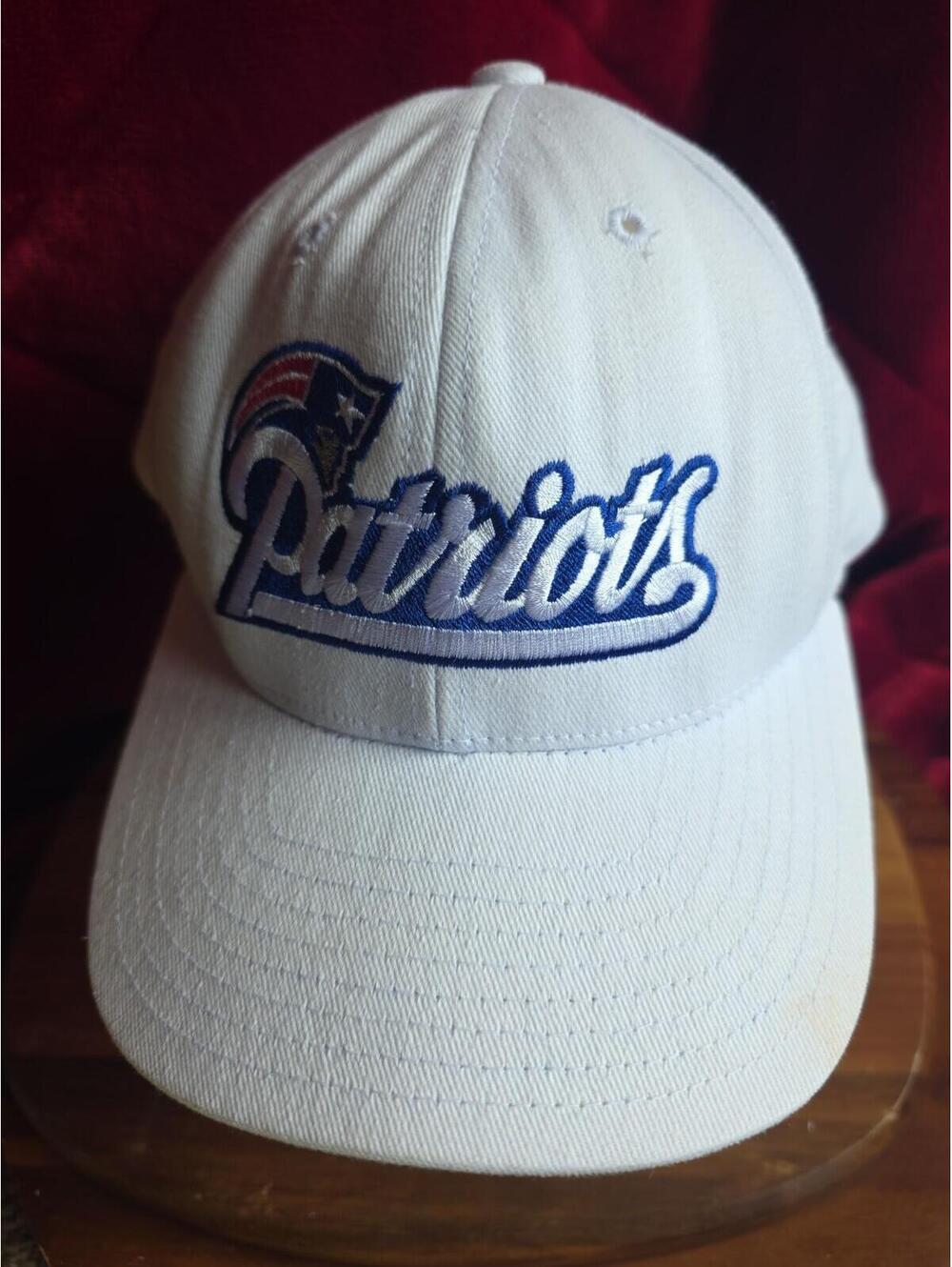 VTG Pro Player New England Patriots Snapback Hat 90s All White